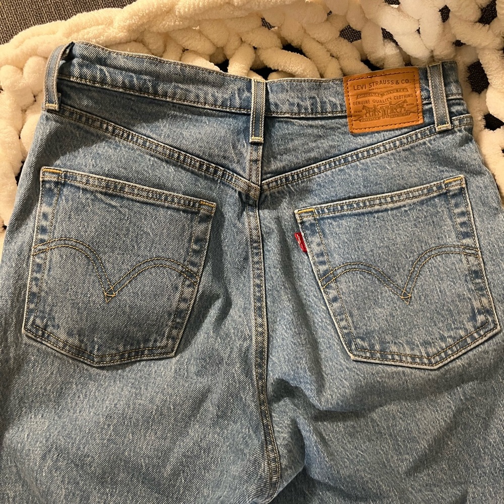 levis ribcage ankle high rise jeans